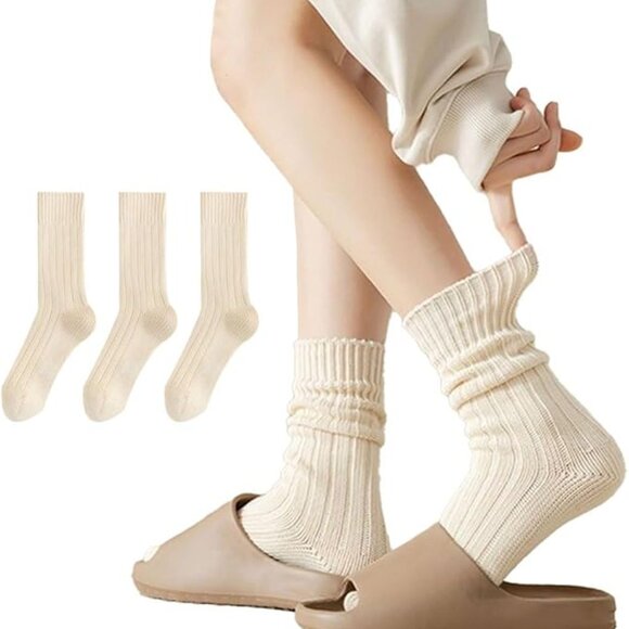 3 Pairs Crew Tan Socks - Picture 7 of 7
